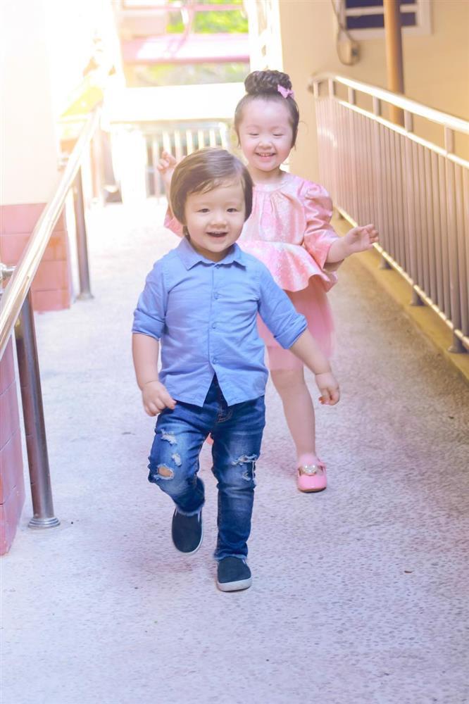 Con trai Elly Trần phổng phao, bảnh bao như mỹ nam Hàn-11