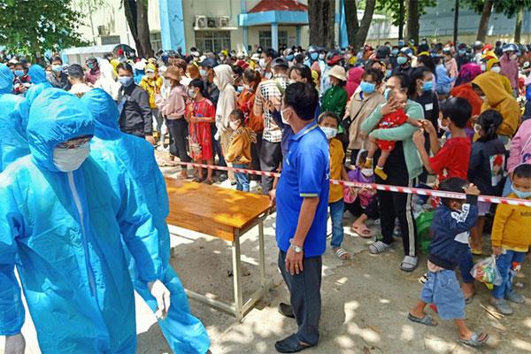 NÓNG: 400 người đi từ Đồng Nai về Ninh Thuận mắc Covid-19-2
