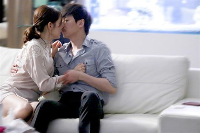 Gia đình điêu đứng khi chồng mây mưa với bồ đến nỗi hôn mê-1