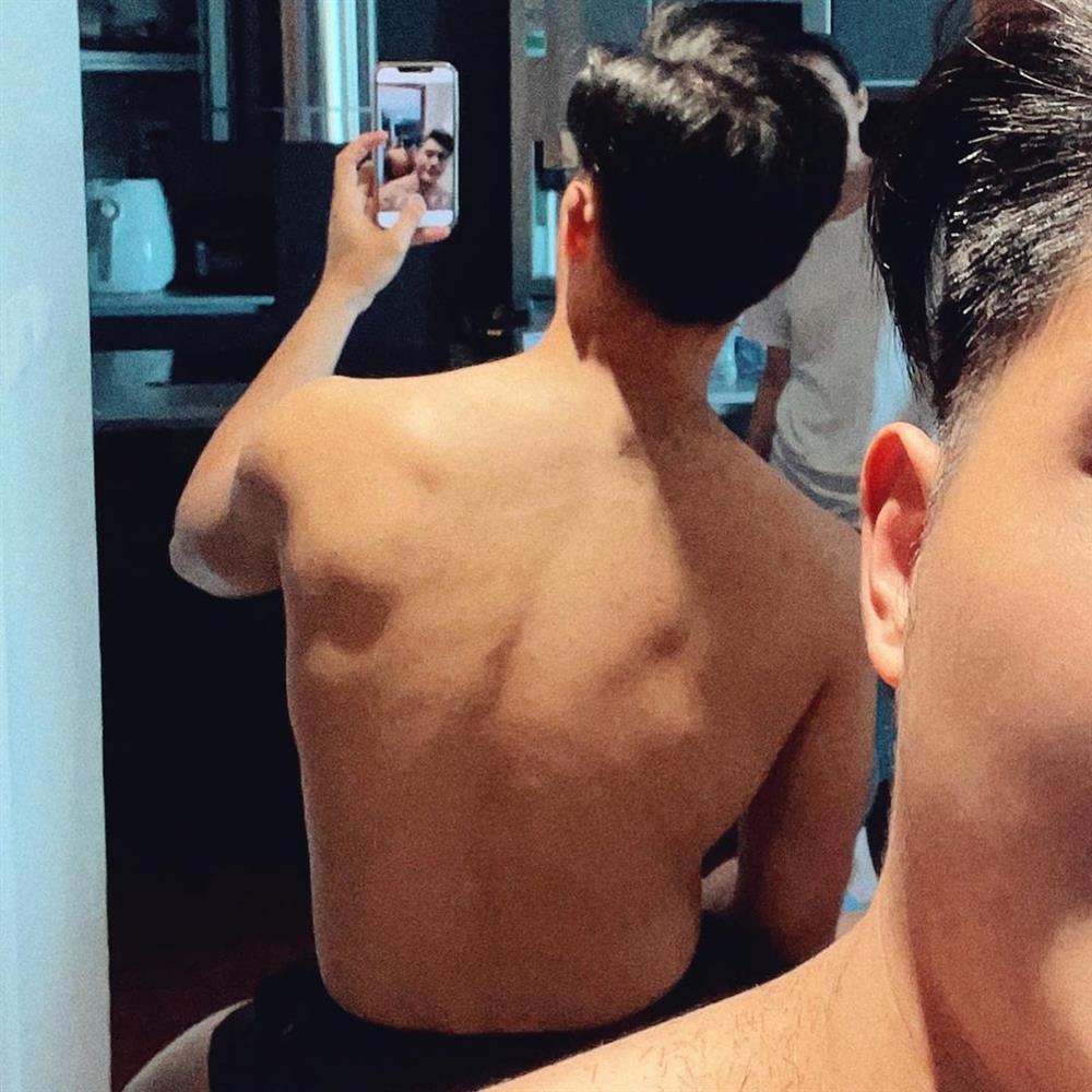 Đại hội sao nam khoe body mùa dịch: Ai cũng nuột trừ Jack-10