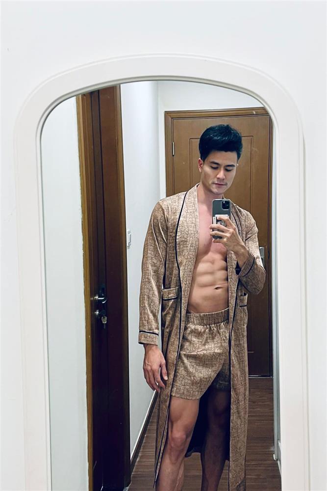 Đại hội sao nam khoe body mùa dịch: Ai cũng nuột trừ Jack-12