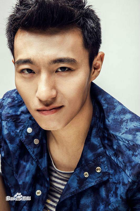 Gà cưng của Triệu Vy: Người bị phong sát, kẻ chật vật công danh-8