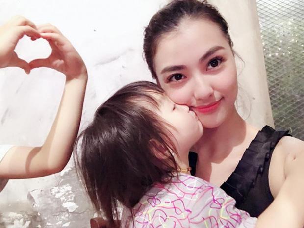 Dàn single mom showbiz Việt chi tiền khủng nuôi con học-2