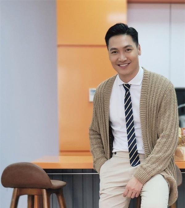 Shark Long Mạnh Trường trên phim soái ca, ngoài đời chúa hề-1