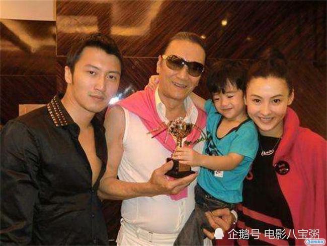 Cha Tạ Đình Phong nói rõ quan hệ với con thứ 3 Trương Bá Chi?-2