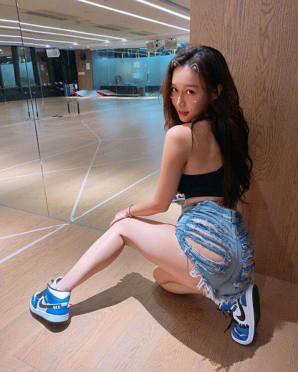 Andrea Aybar đụng quần toác vòng 3 thảm họa của Elly Trần-7