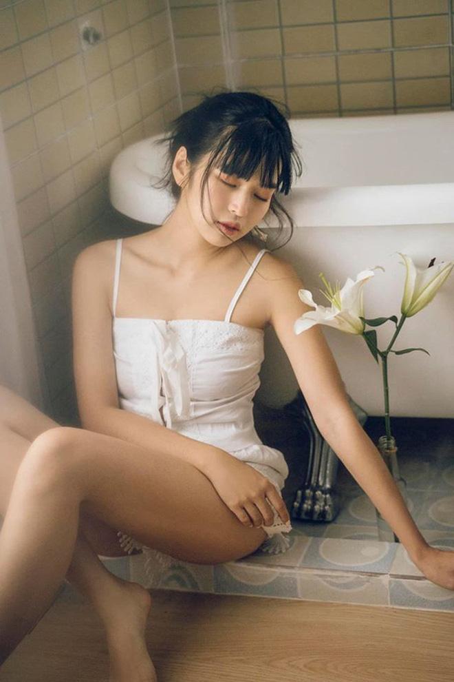 Khánh Vân gây sốc khi kể chuyện lần đầu xem phim 18+-2