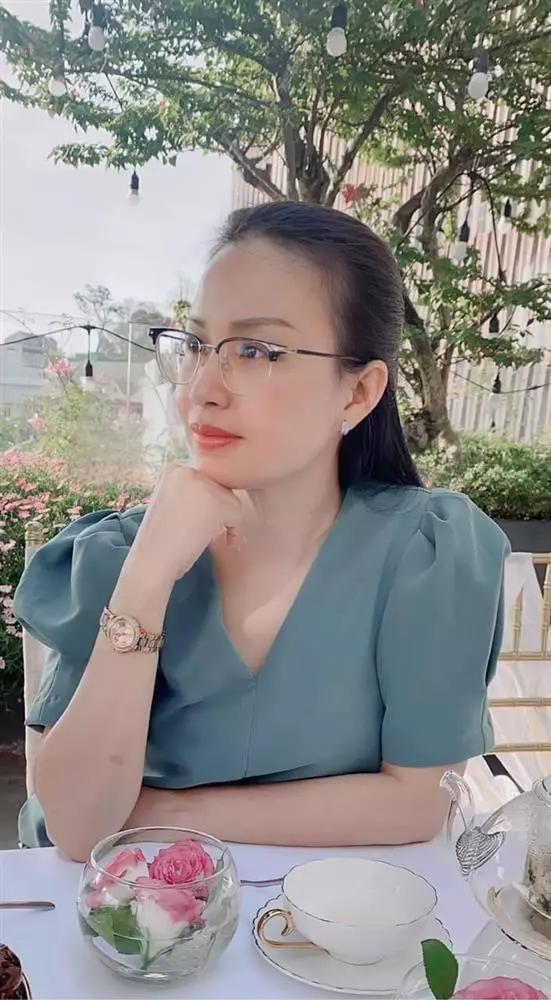 Sao Việt bị la ó vì phòng chống Covid-19 theo cách lạ đời-6