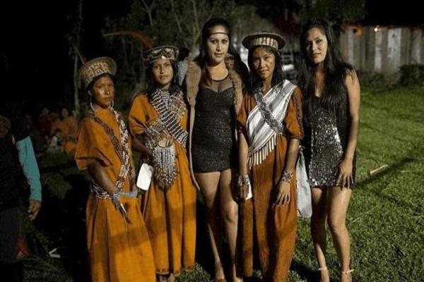 Ngôi nhà bằng đá bên trang trại điện gió-1