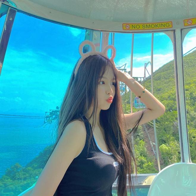 Vẻ mơn mởn của thí sinh Hoa hậu 17 tuổi hẹn hò Châu Tinh Trì-15