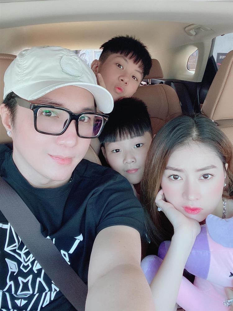 Phát sốt ngoại hình 3 con Lâm Chấn Khang, nhóc nào cũng đẹp-10