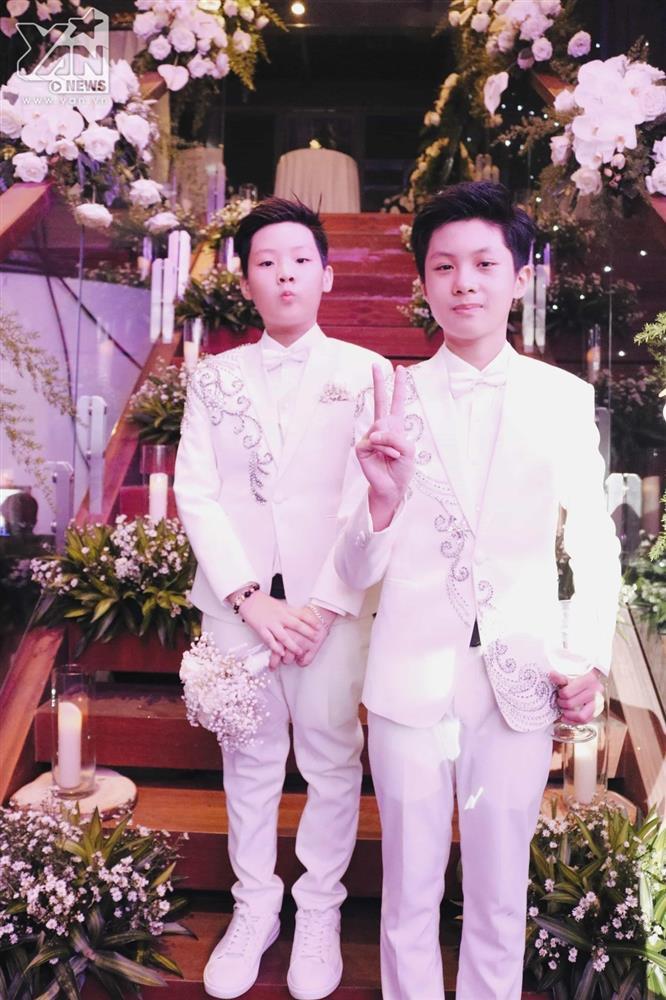 Phát sốt ngoại hình 3 con Lâm Chấn Khang, nhóc nào cũng đẹp-7