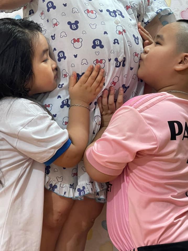 Vợ Hiếu Hiền sinh con thứ 3 giữa lúc giãn cách xã hội-2