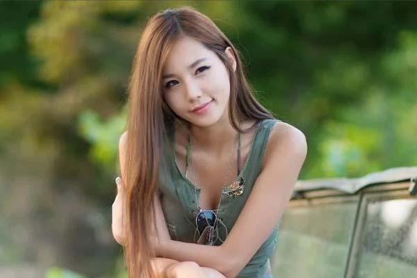 4 kiểu phụ nữ bánh bèo vô dụng, kéo lùi cơ nghiệp đàn ông-3