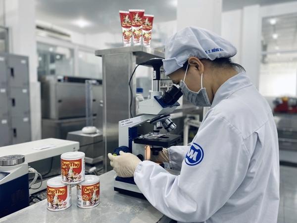 Vinamilk tri ân người tiêu dùng dịp 45 năm: Uống sữa Ông Thọ trúng vàng-3