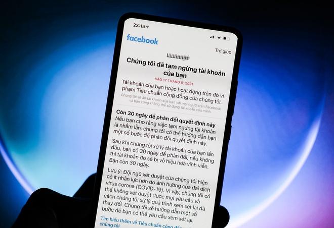 Sao Việt nói gì khi lượng follow tụt thảm vì clip 2 em bé?-1