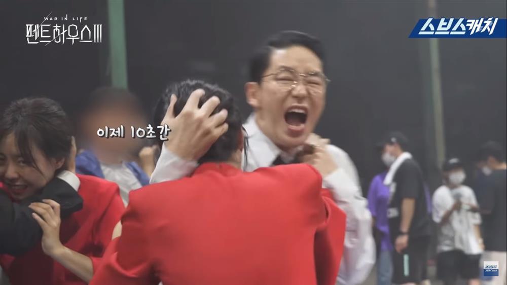 Hậu trường Penthouse 3: Dì Trinh đánh đấm hết mình với dượng Tê-2