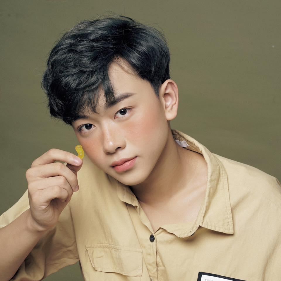 Bị tố làm bạn gái có bầu, hot boy Quyền Linh: Tôi chưa 18-1