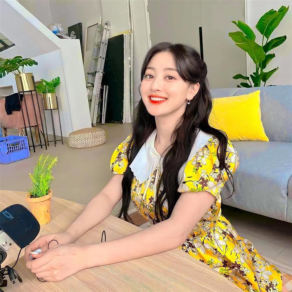 Tử vi thứ Sáu 20/8/2021 của 12 con giáp: Sửu nhiều cách kiếm tiền-4