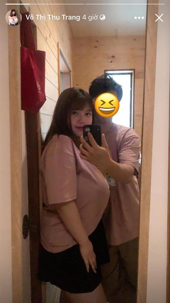 Hot girl ngực khủng khoe bồ mới, vòng 1 che nửa người yêu-1