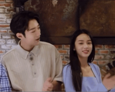 Lại Quán Lâm lộ ảnh hẹn hò Châu Dã, tiếp tục lái máy bay-2