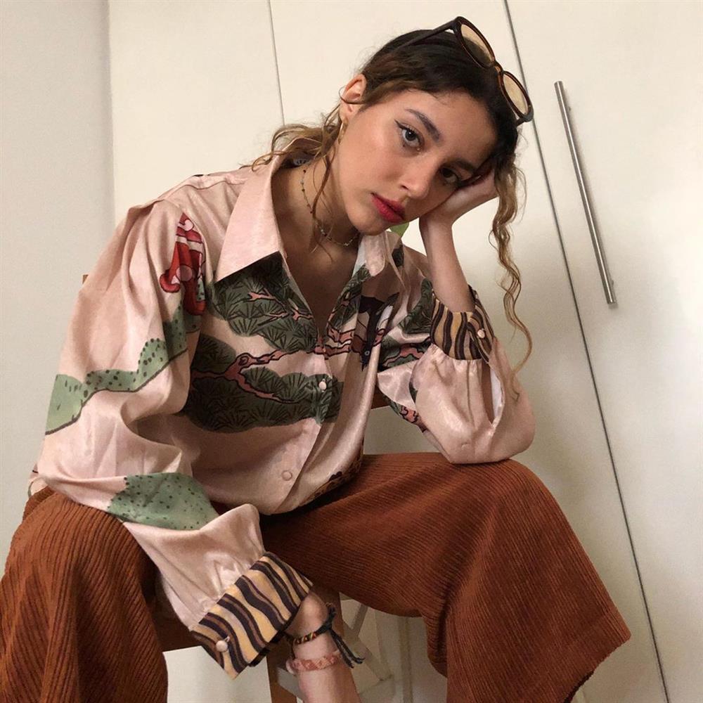 Mix đồ phong cách retro ngày giao mùa chuẩn trend cho chị em-4