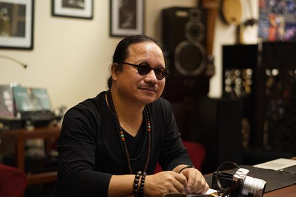 Sao Việt xót xa khi biết saxophone Trần Mạnh Tuấn đột quỵ-5