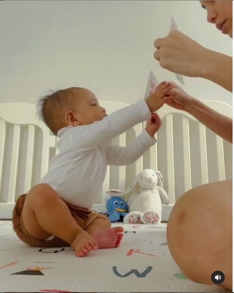 Hồ Ngọc Hà đau tim khi dạy học cặp song sinh Lisa - Leon-6