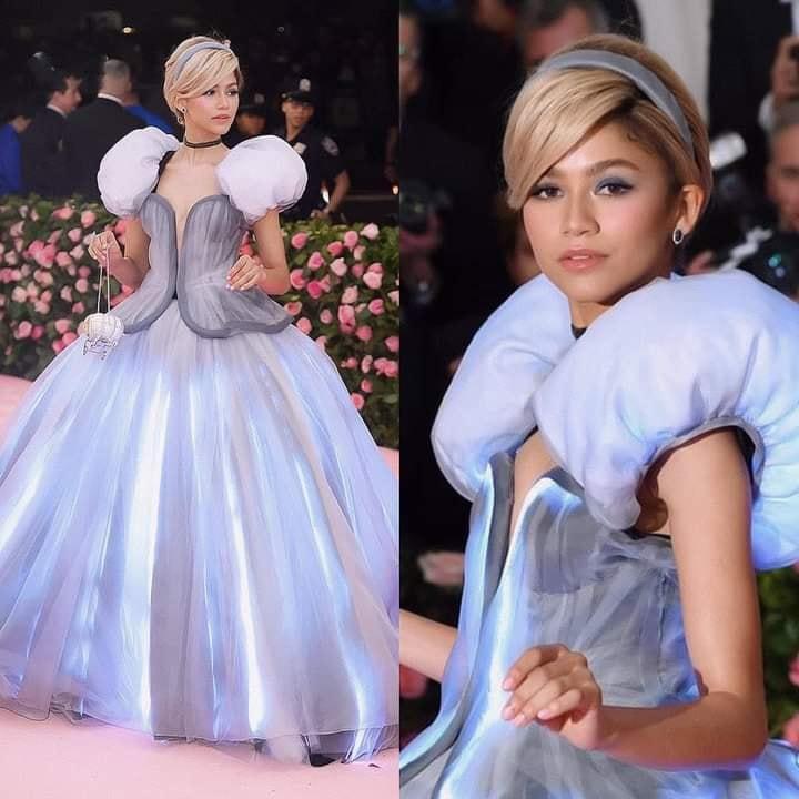 Zendaya hóa công chúa Disney.