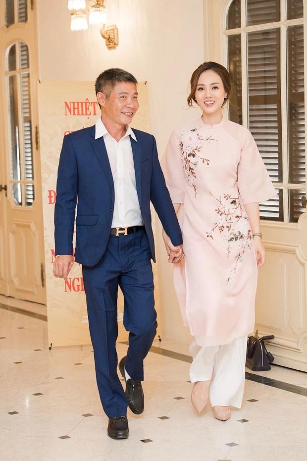 Bị nghi mang thai, vợ kém 15 tuổi của Công Lý nói gì?-5