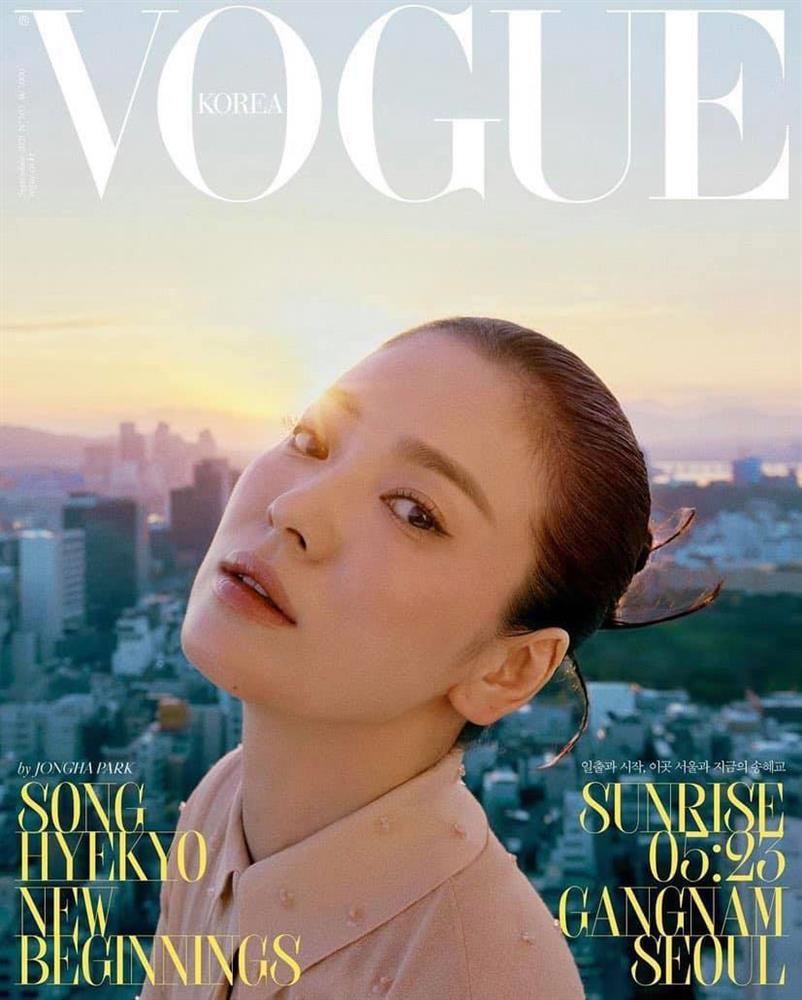 Dung mạo Song Hye Kyo đẹp hơn hoa trên bìa tạp chí-5