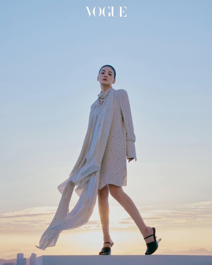Dung mạo Song Hye Kyo đẹp hơn hoa trên bìa tạp chí-12