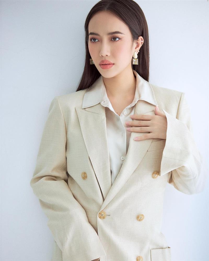 HOT: Diệu Nhi vừa bí mật sinh con đầu lòng?-1