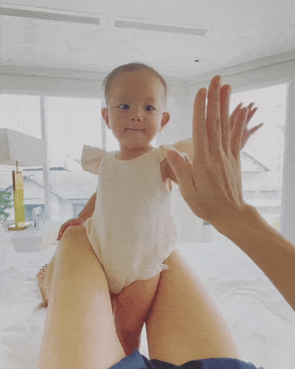 Hồ Ngọc Hà hết nịnh lại dọa Lisa để câu like và cái kết lịm tim-1