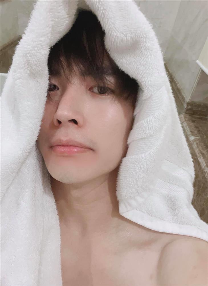 Tình tin đồn Đại Nghĩa: Body bốc lửa, ảnh mát mẻ ngập tràn-4