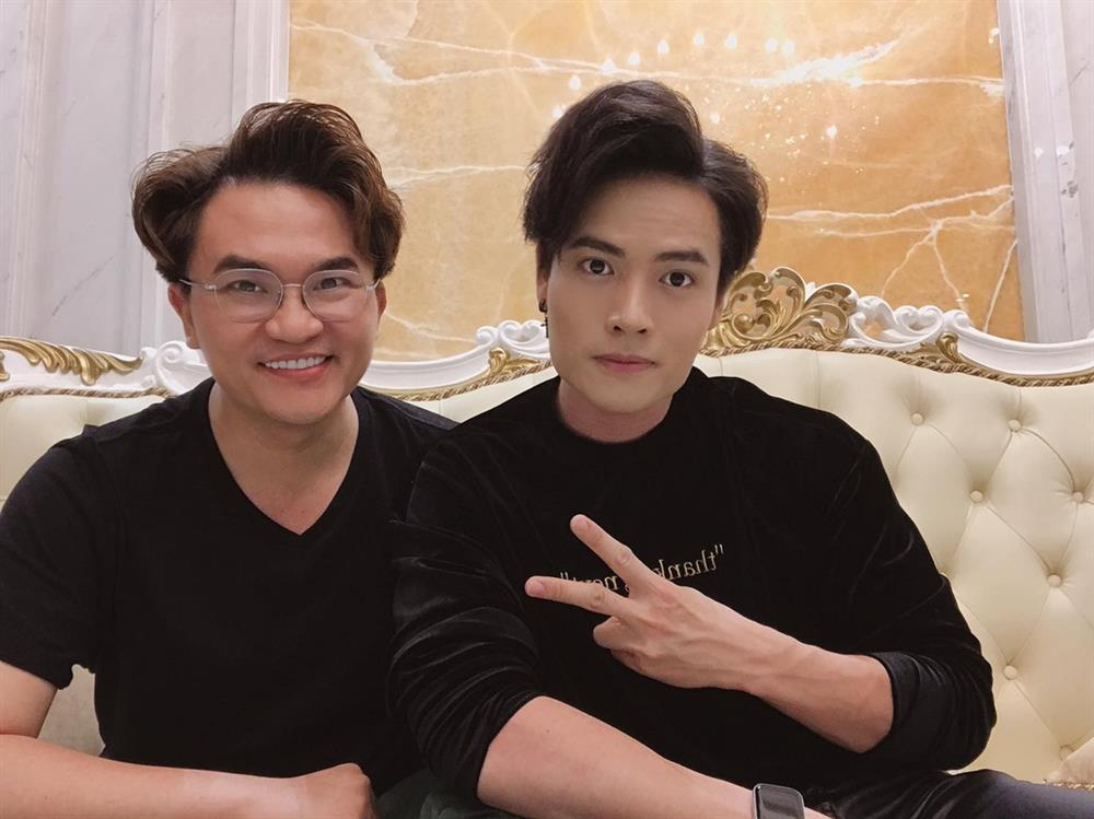 Tình tin đồn Đại Nghĩa: Body bốc lửa, ảnh mát mẻ ngập tràn-12