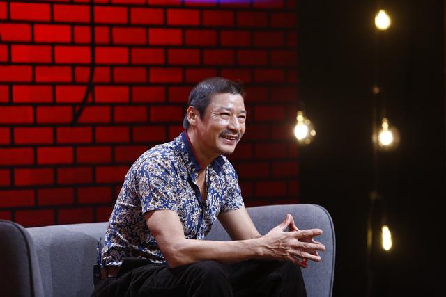 Bố Sinh của Hương Vị Tình Thân áp lực vì giọt nước mắt của con-4