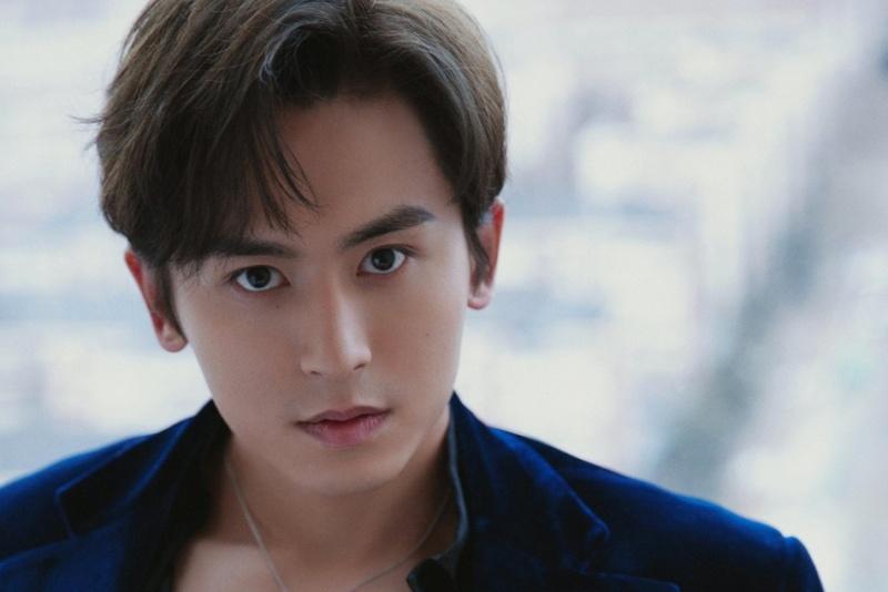 Báo Trung Quốc đưa tin Địch Lệ Nhiệt Ba hẹn hò Cung Tuấn-3