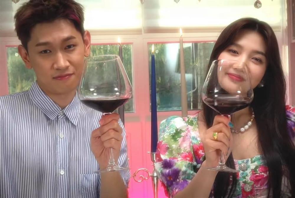 Joy Red Velvet viết thư xin lỗi vì lộ tin hẹn hò ca sĩ Crush-3