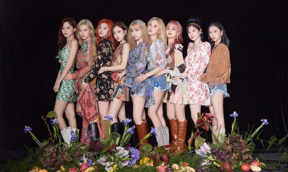 JYP dự tính ra mắt 5 nhóm nhạc mới: Số phận của TWICE và ITZY?-3