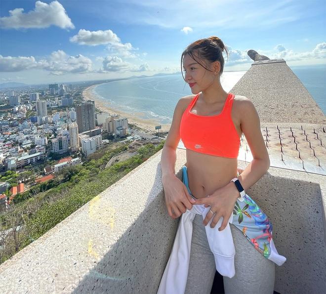 Bạn gái thủ môn Đặng Văn Lâm bức xúc khi bị hỏi chuyện 18+-2