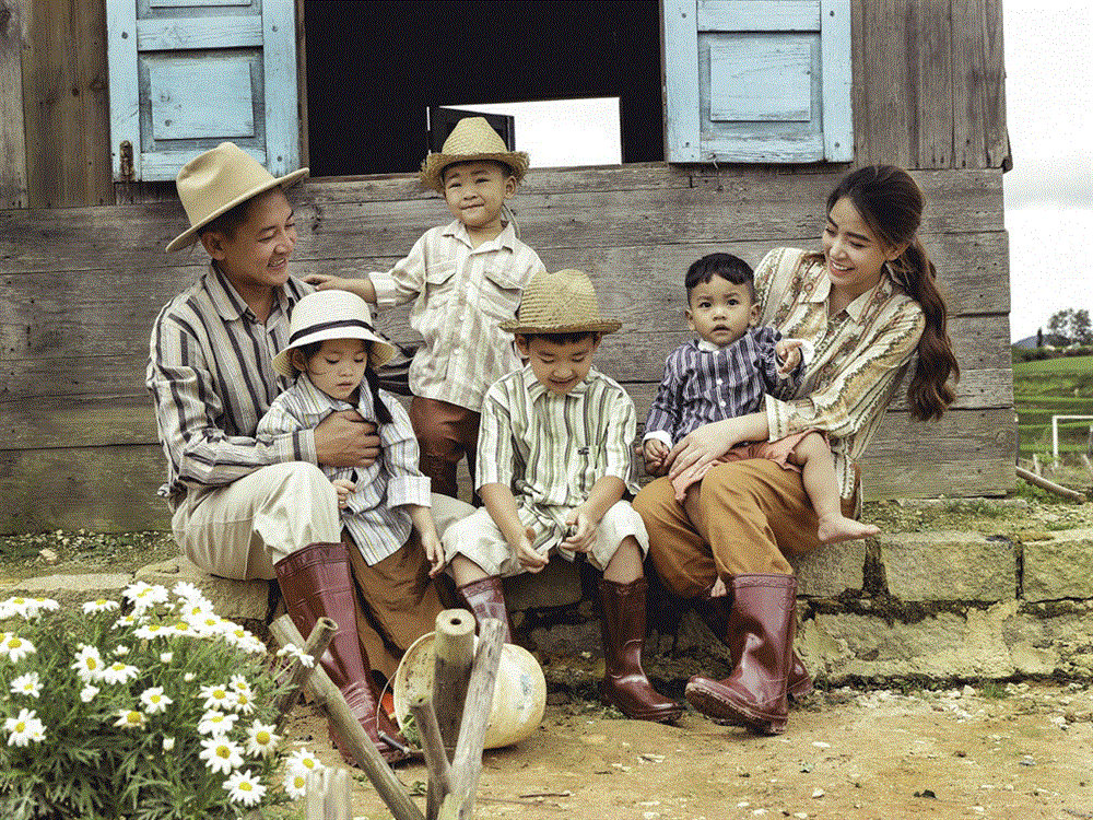 Gái 3 con Hải Băng lấp lửng bầu lần 4 dù đã triệt sản-4