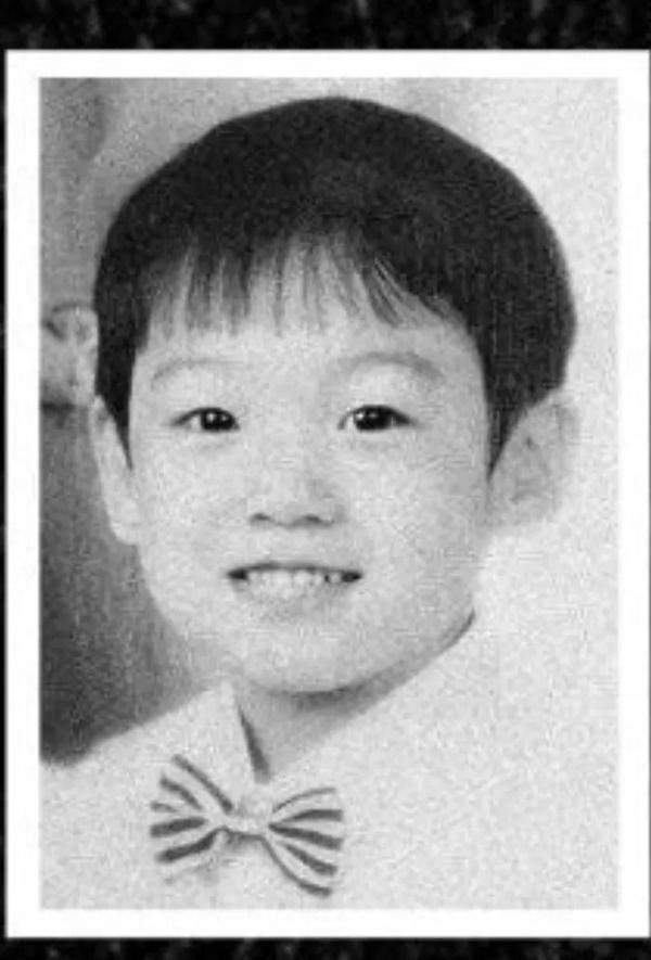 Jungkook (BTS) bất ngờ xuất hiện trong kỷ yếu của Beyoncé-2