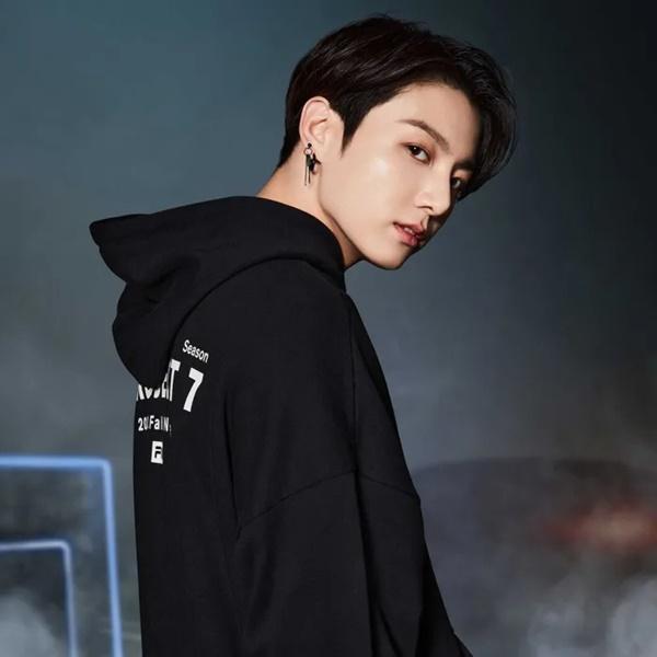 Jungkook (BTS) bất ngờ xuất hiện trong kỷ yếu của Beyoncé-5