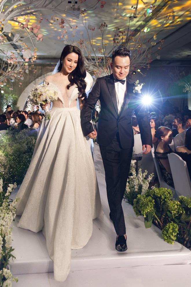 Nhìn lại hôn nhân Diệp Lâm Anh - Đức Phạm trước tin đồn đổ vỡ-11