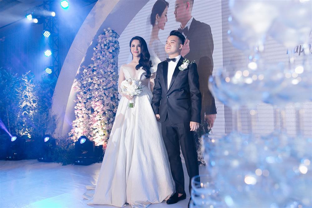 Nhìn lại hôn nhân Diệp Lâm Anh - Đức Phạm trước tin đồn đổ vỡ-12