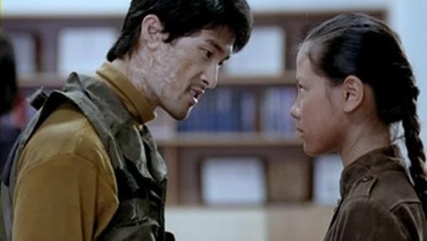 Mỹ nhân đẹp nhất Thái Lan từng đóng vai phụ bên Johnny Trí Nguyễn là ai?-1