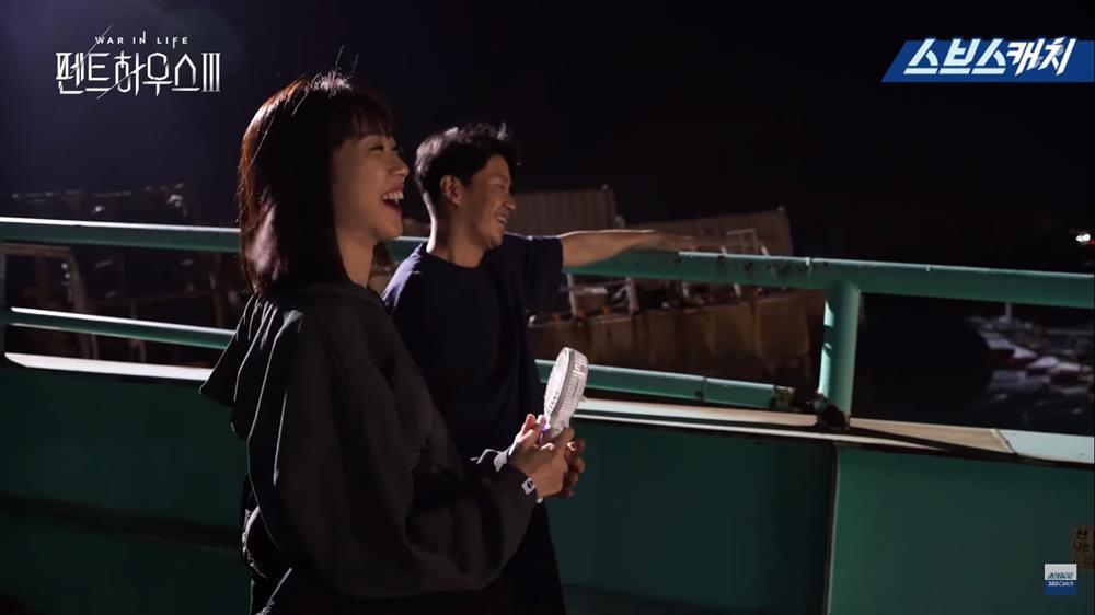 Penthouse 3: Dì Trinh diễn điên loạn khiến đạo diễn quên hô cắt-13