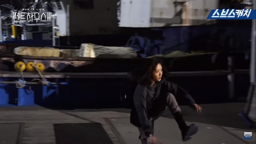 Penthouse 3: Dì Trinh diễn điên loạn khiến đạo diễn quên hô cắt-16