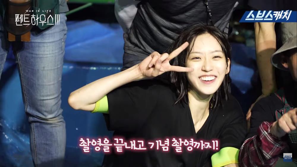 Penthouse 3: Dì Trinh diễn điên loạn khiến đạo diễn quên hô cắt-19